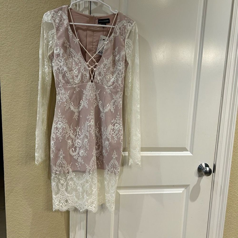 Style Stalker‎ Island of Live Dress lace long sleeve size small NWT